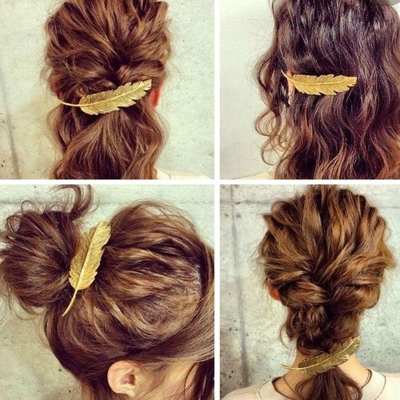 Accessories - 🔥NEW! Feather hair barrette🔥